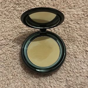 Marc Jacobs eyeshadow in daddy-o